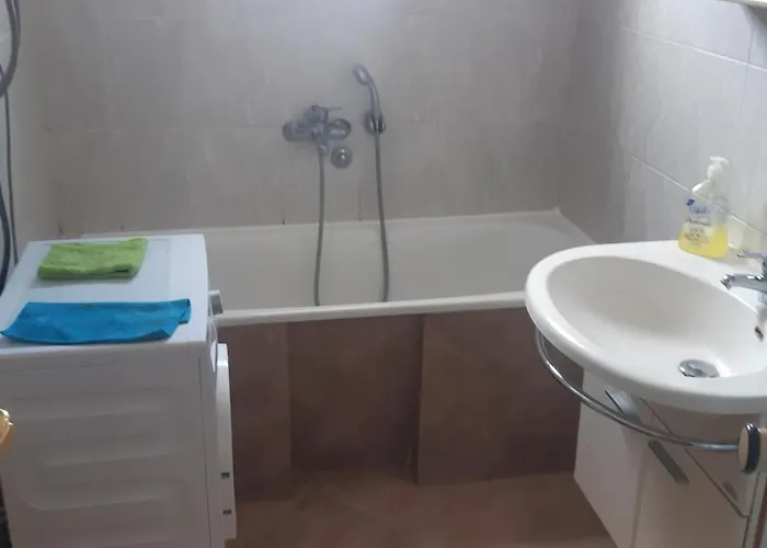 Διαμέρισμα Porodicna Kuca Ποντγορίτσα